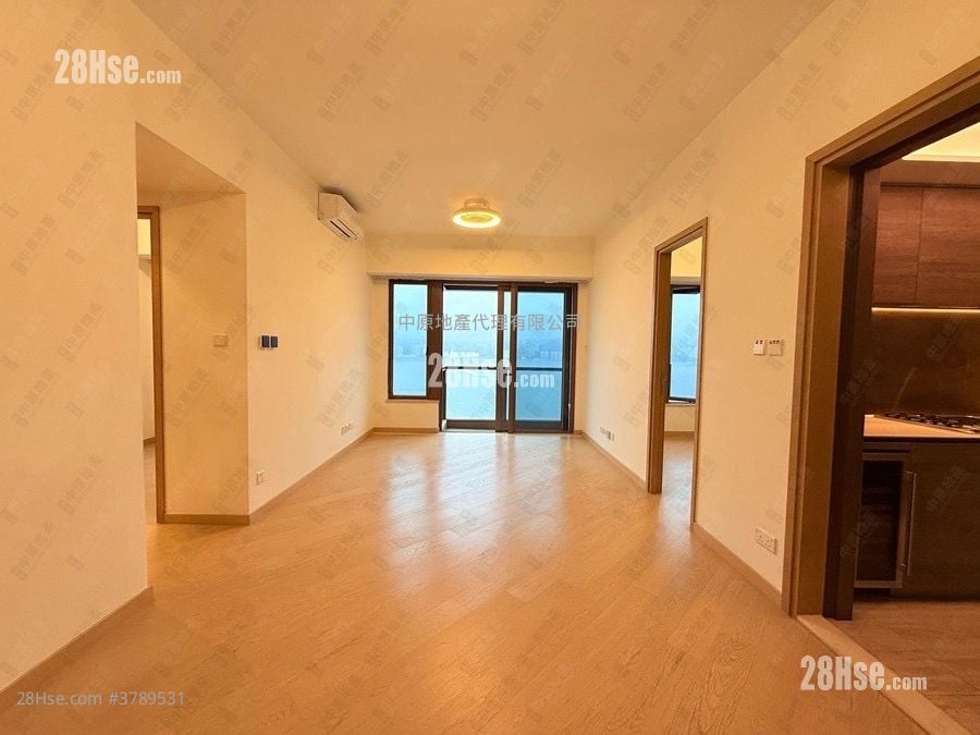 LP10 售盘 3 房 , 3 浴室 922 平方尺