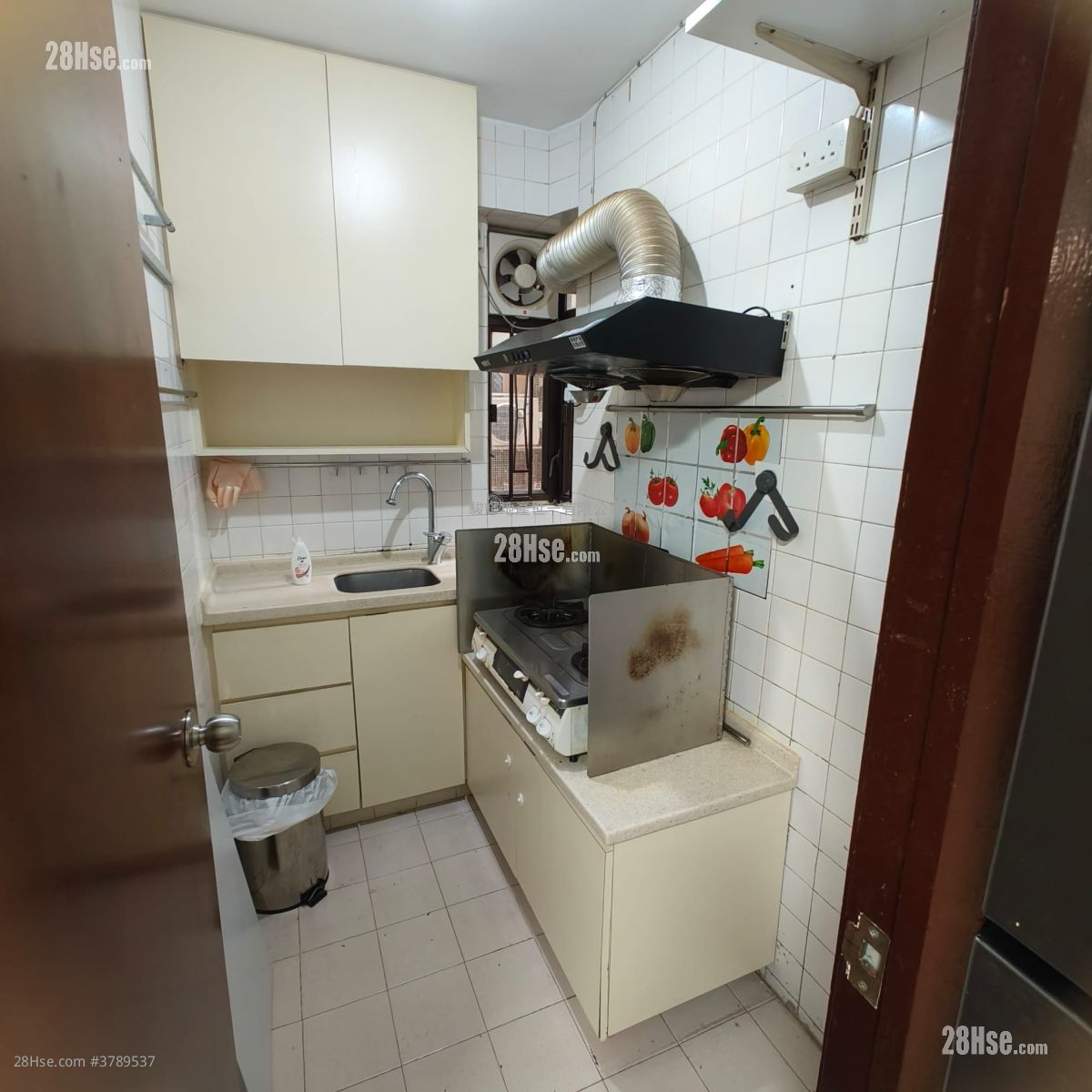 Wah Wai Mansion Rental 1 Bedroom , 1 Bathroom 321 ft²