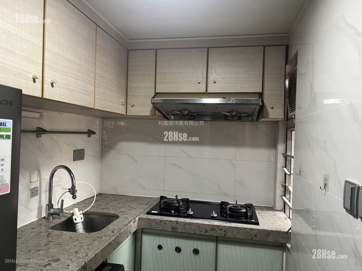 顺丰大厦 售盘 2 房 , 1 浴室 381 平方尺