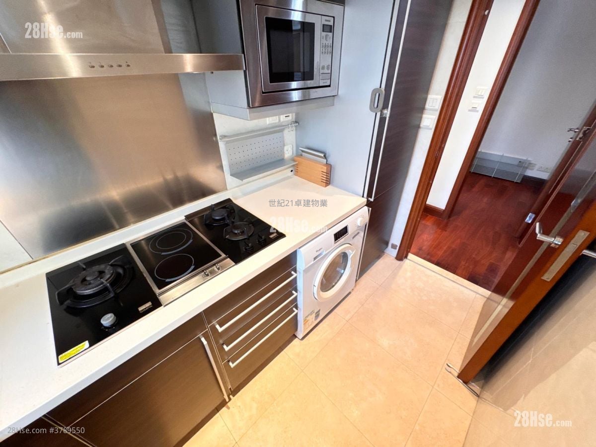 The Harbourside Sell 2 Bedrooms , 2 Bathrooms 755 ft²