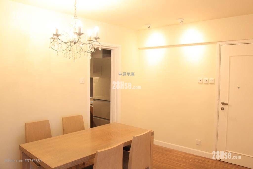 Felicity Garden Sell 3 Bedrooms , 2 Bathrooms 652 ft²