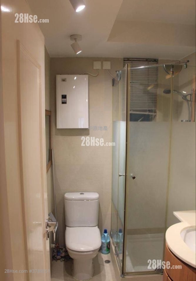 Felicity Garden Sell 3 Bedrooms , 2 Bathrooms 652 ft²