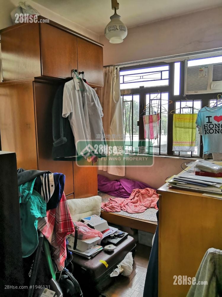 Fook Luk Building Sell 3 Bedrooms , 1 Bathroom 501 ft²