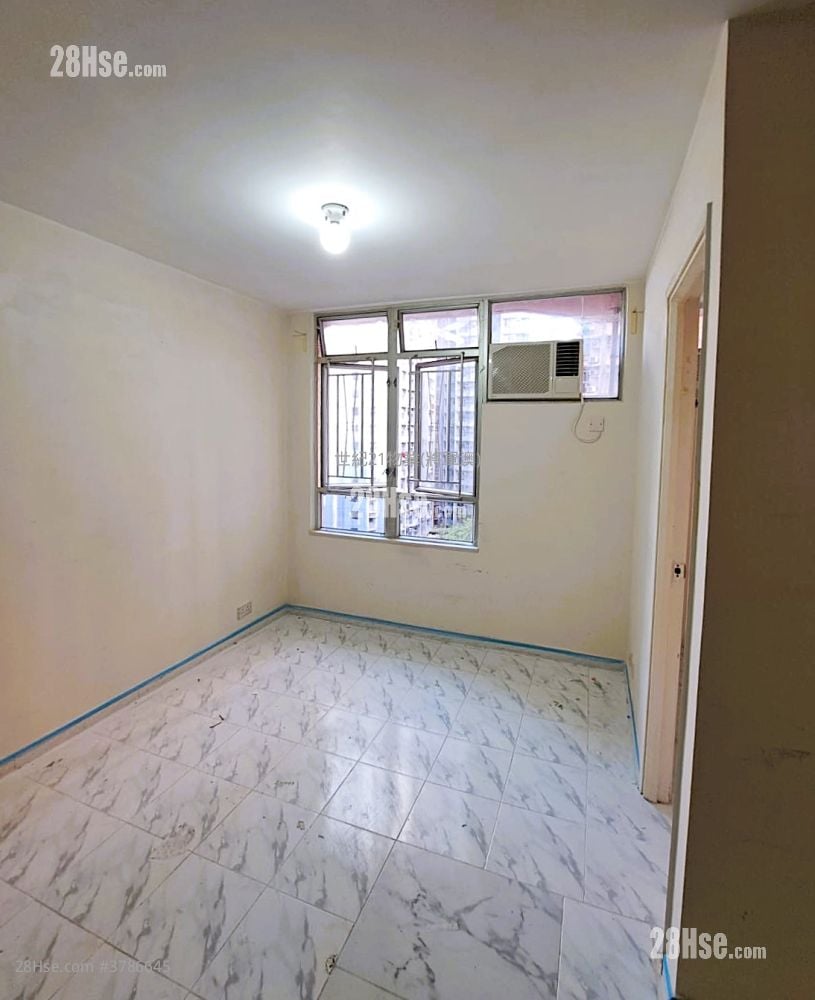 厅: 广明苑 售盘 2 房 , 1 浴室 441 平方尺