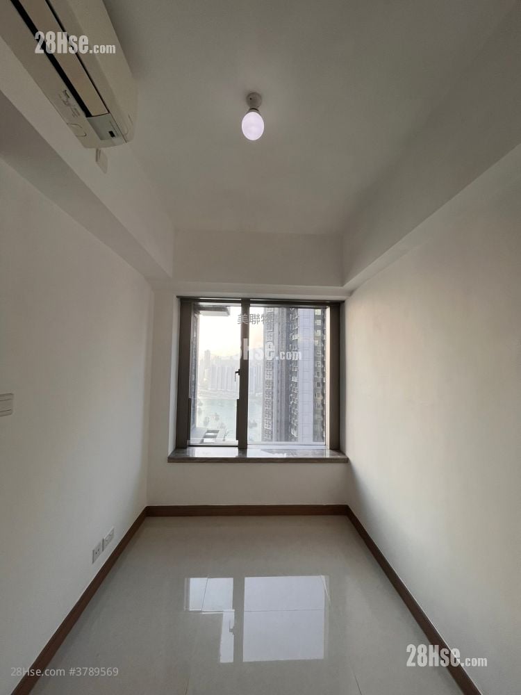 Ocean Pride Sell 2 Bedrooms , 1 Bathroom 524 ft²