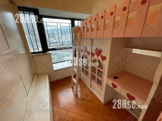 Chelsea Court Sell 2 Bedrooms , 1 Bathroom 473 ft²