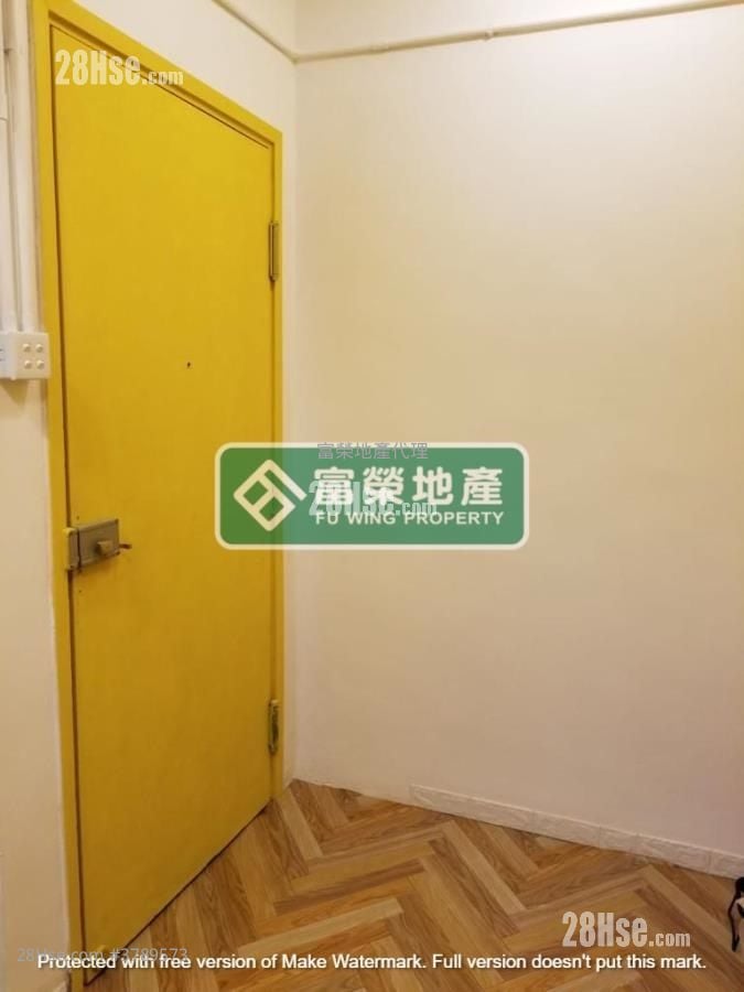 Yau Loy Building Sell Studio , 1 Bathroom 310 ft²