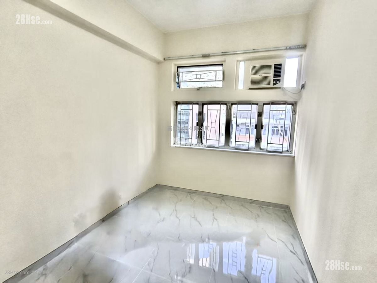 Apartment Rental 2 Bedrooms , 1 Bathroom 466 ft²