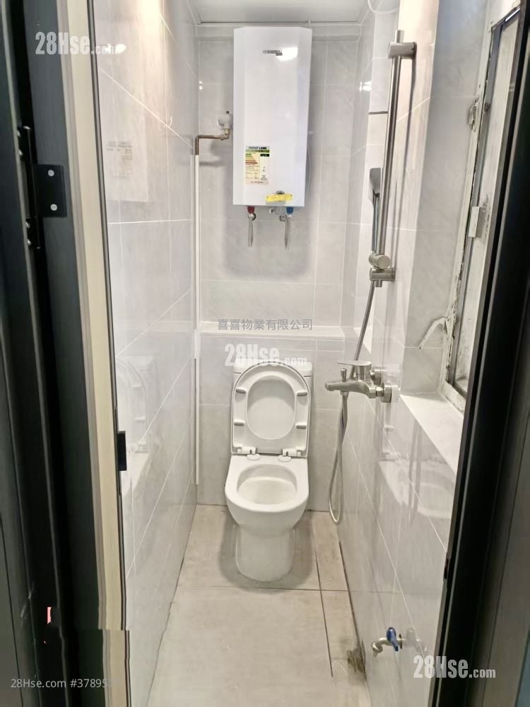 Apartment Rental 2 Bedrooms , 1 Bathroom 466 ft²