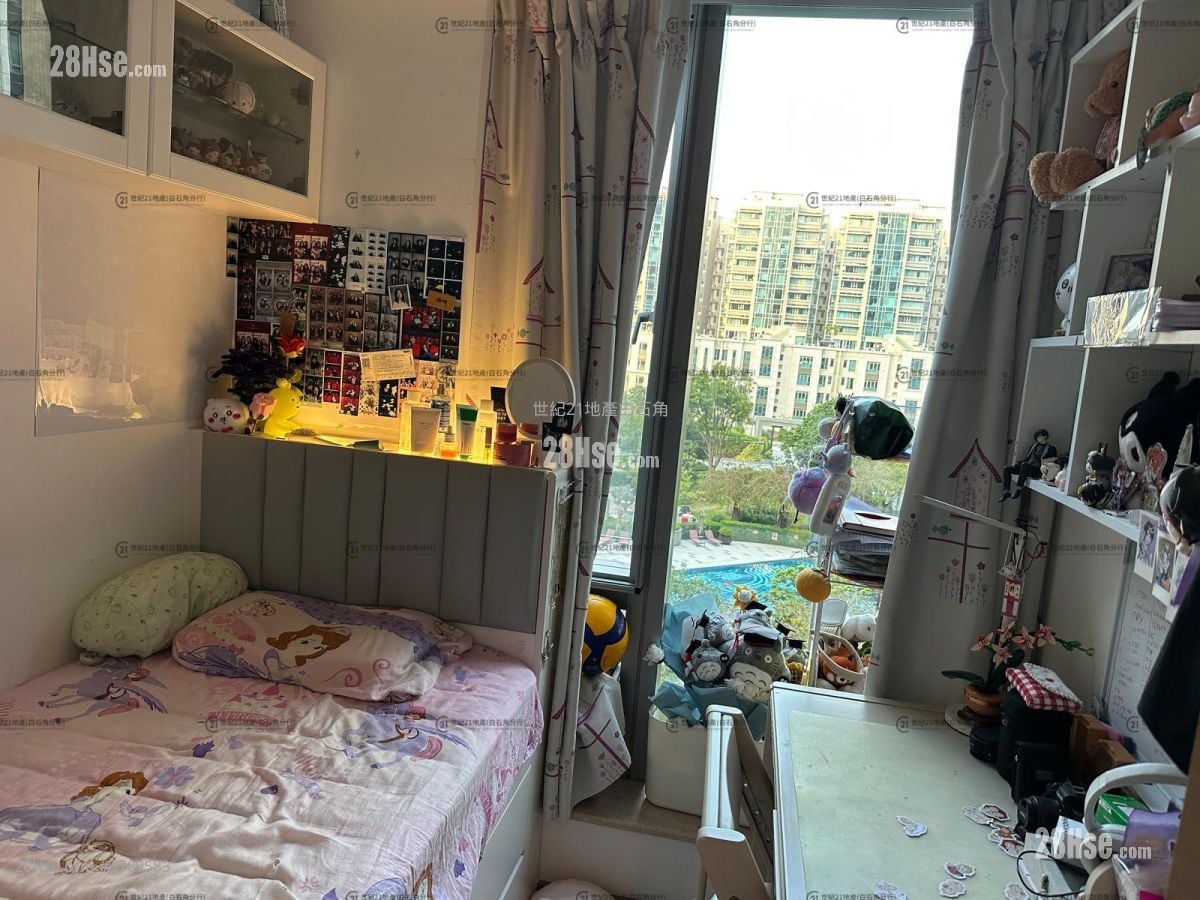 云滙 租盘 3 房 , 2 浴室 811 平方尺