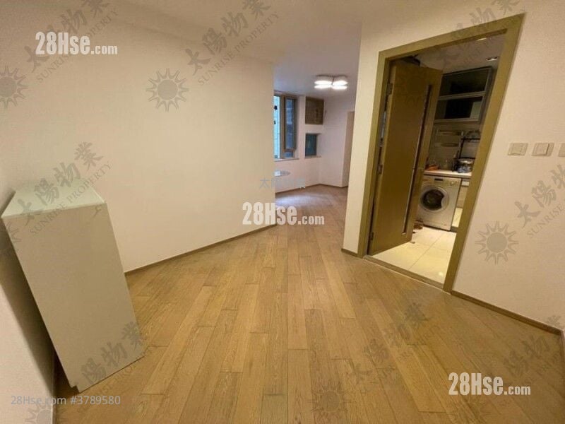 Harbour Place Sell 3 Bedrooms 590 ft²