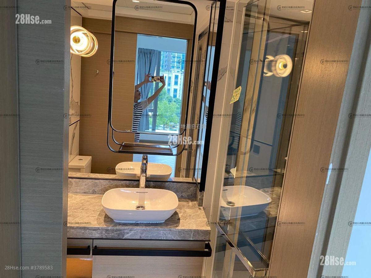 云滙 租盘 3 房 , 2 浴室 811 平方尺