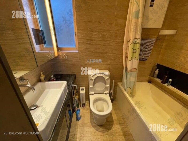 Harbour Place Sell 3 Bedrooms 590 ft²