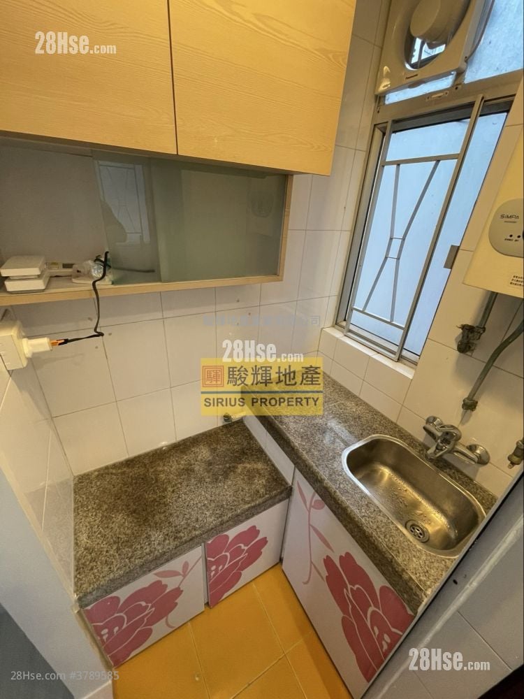 Winfield Building Rental 194 ft²