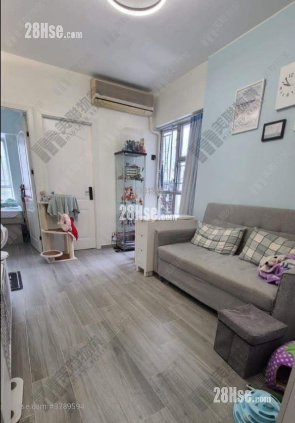 Champion Building Sell 2 Bedrooms , 1 Bathroom 329 ft²