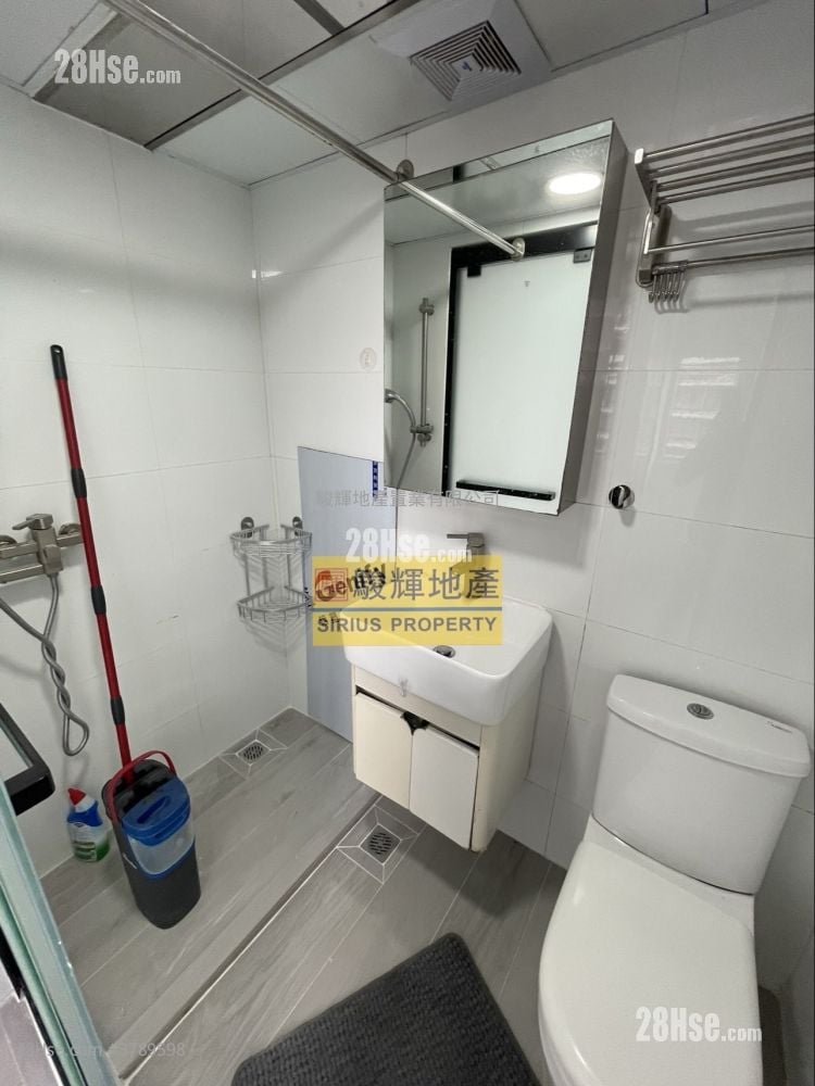 炜亨大厦 租盘 220 平方尺