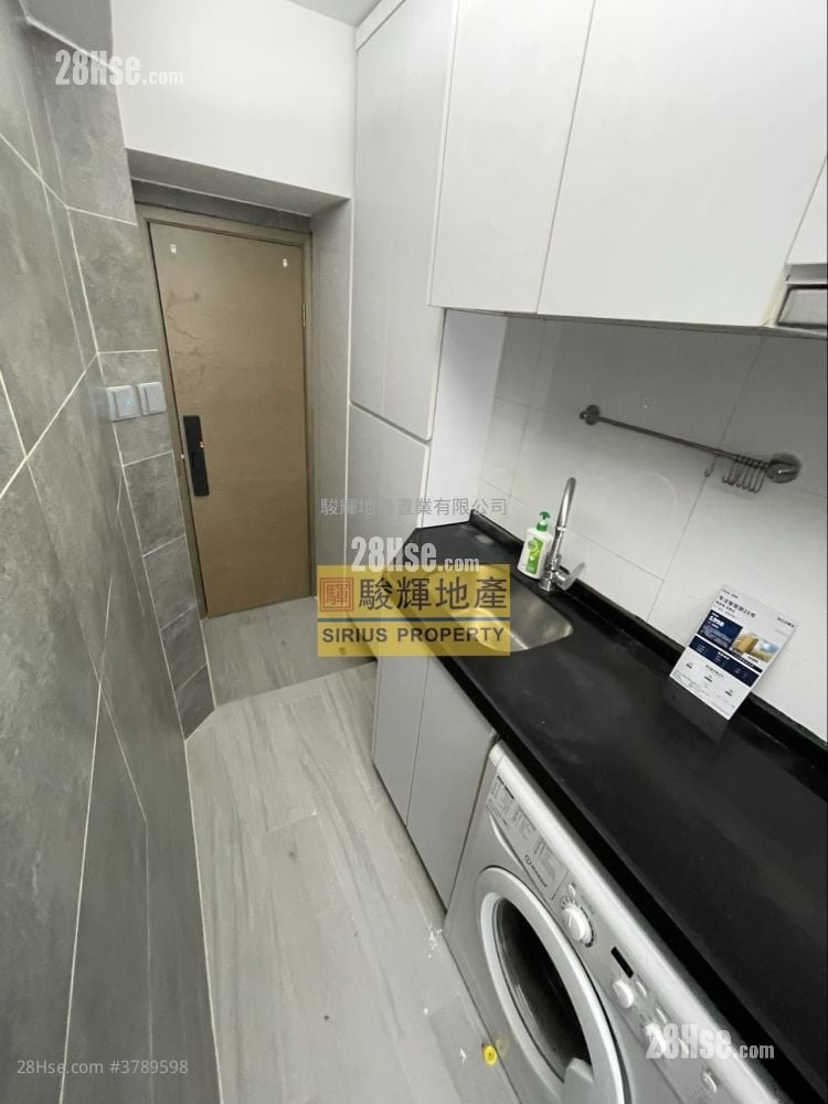 炜亨大厦 租盘 220 平方尺