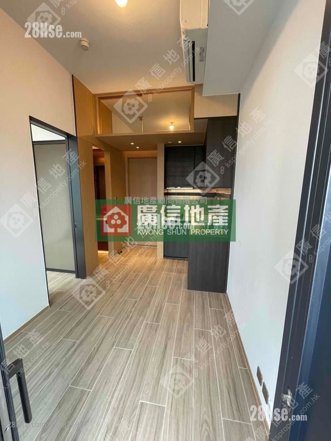 Aquila Square Mile Rental 1 Bedroom , 1 Bathroom 258 ft²