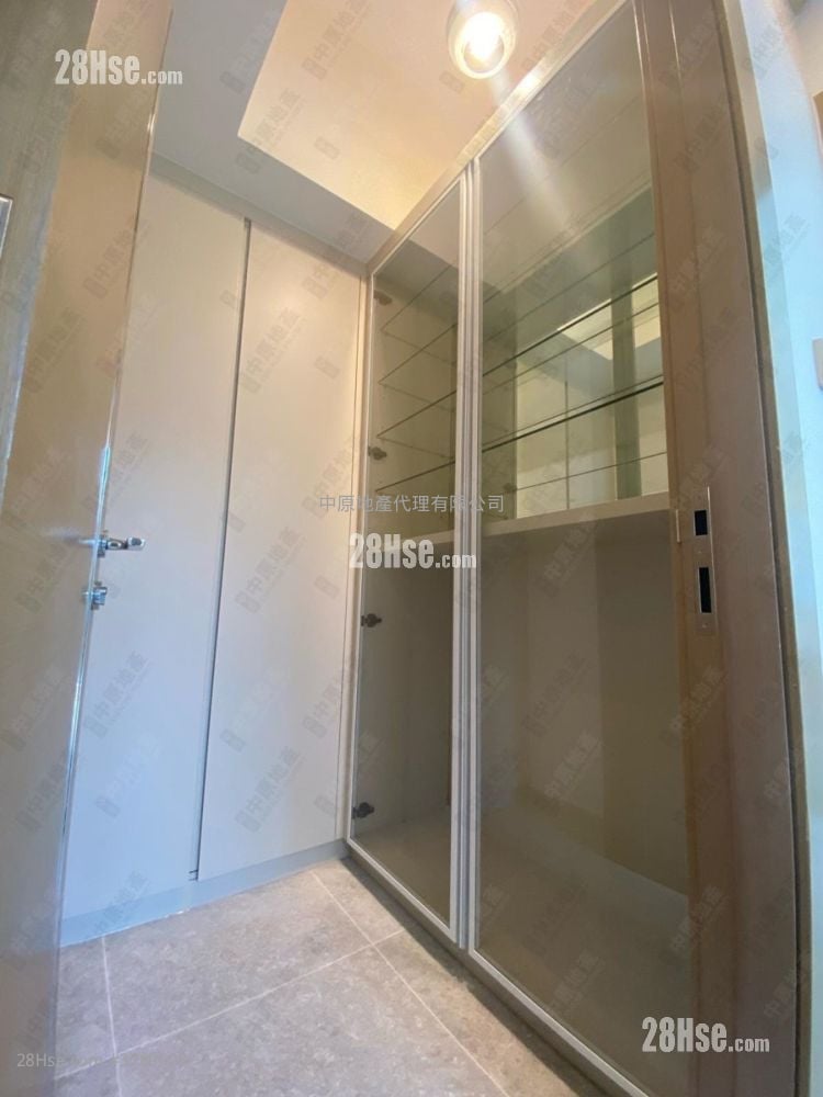 云端 售盘 3 房 1,002 平方尺