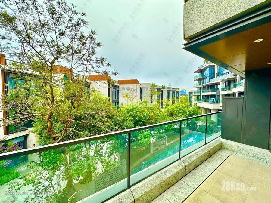 云端 售盘 3 房 1,002 平方尺