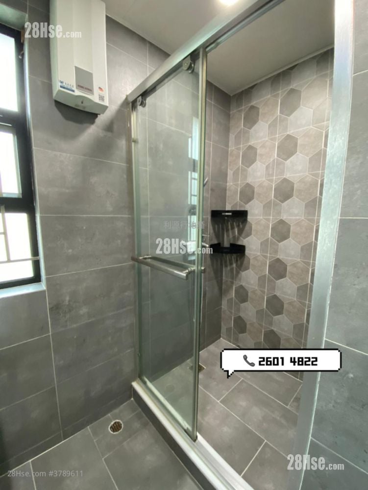 Village Rental 3 Bedrooms , 1 Bathroom 700 ft²