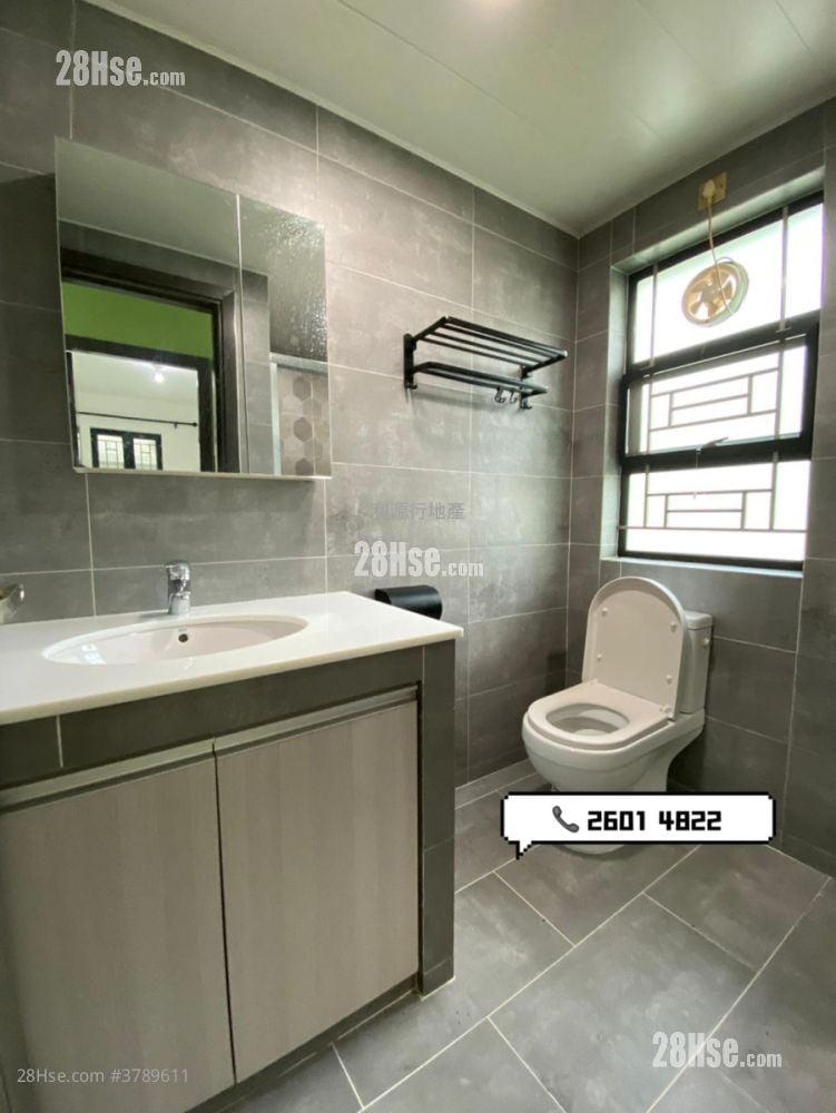 Village Rental 3 Bedrooms , 1 Bathroom 700 ft²