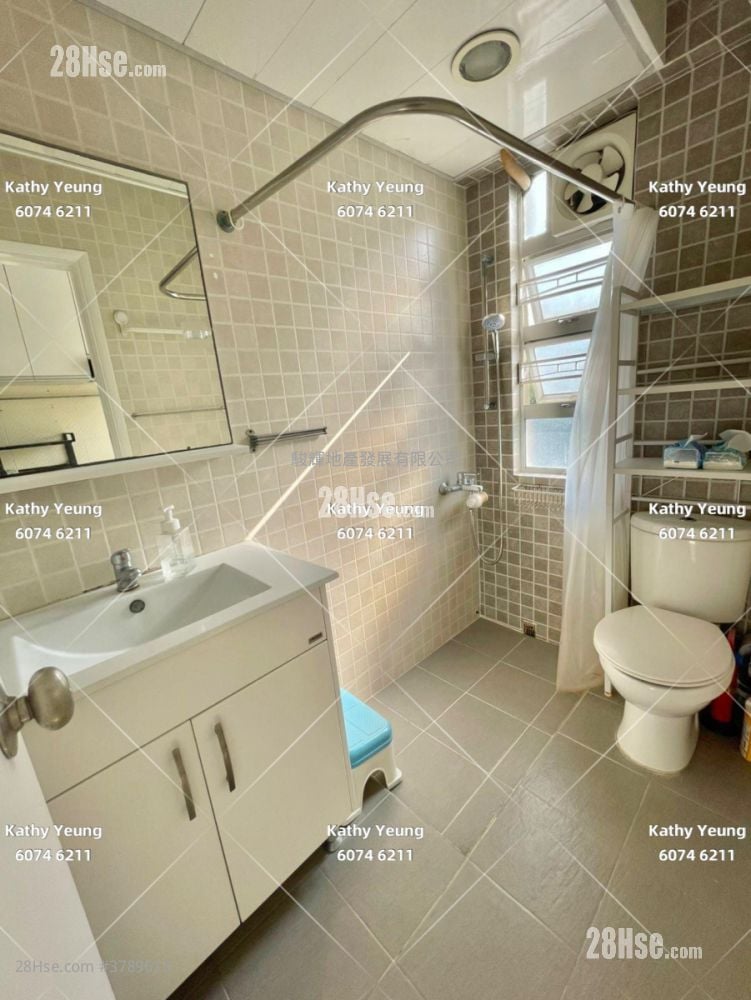 单幢楼房 售盘 2 房 , 1 浴室 424 平方尺