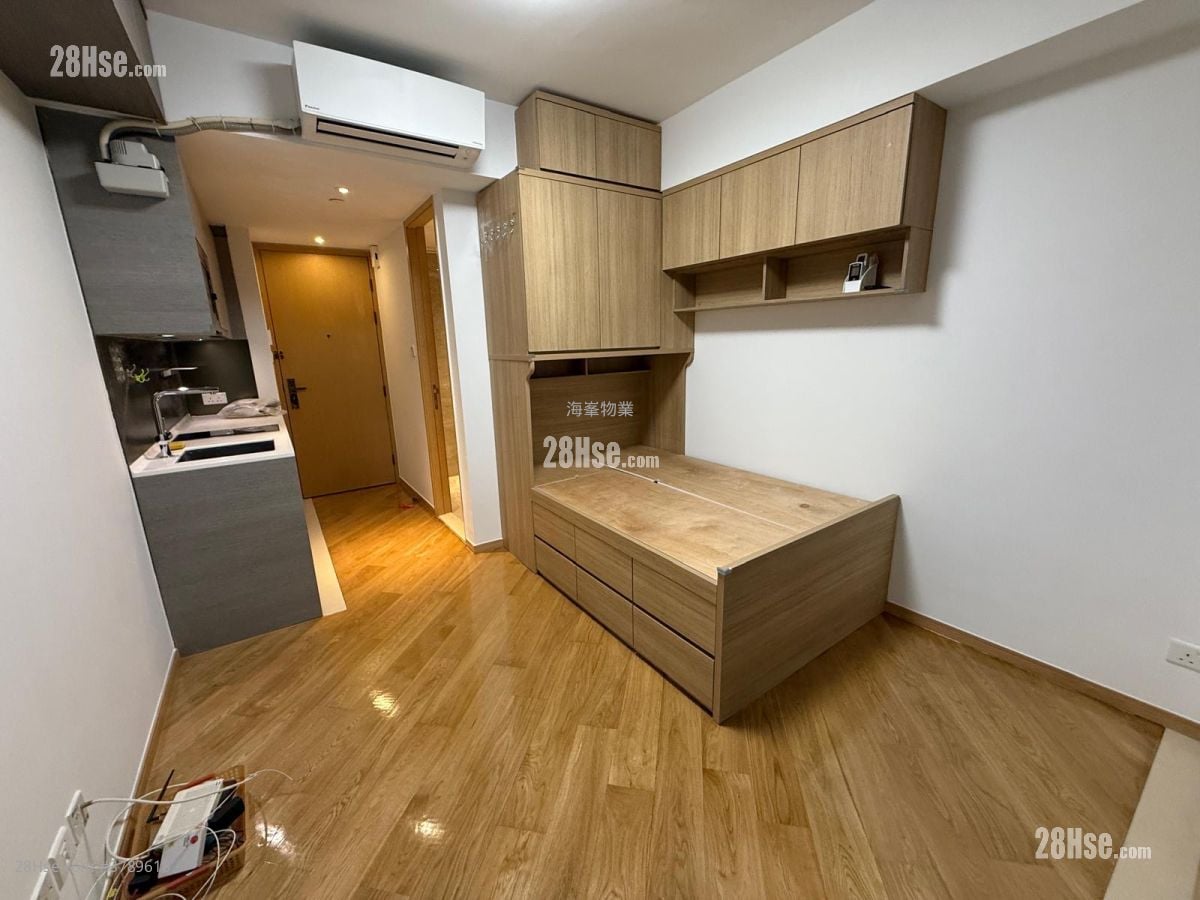 Upper East Rental Studio , 1 Bathroom 216 ft²