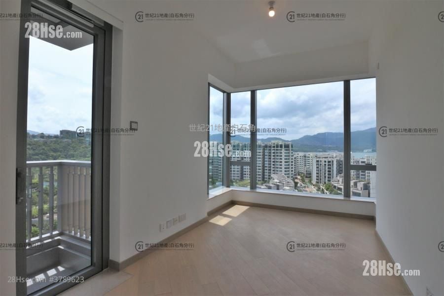 St Martin Sell 3 Bedrooms , 2 Bathrooms 851 ft²