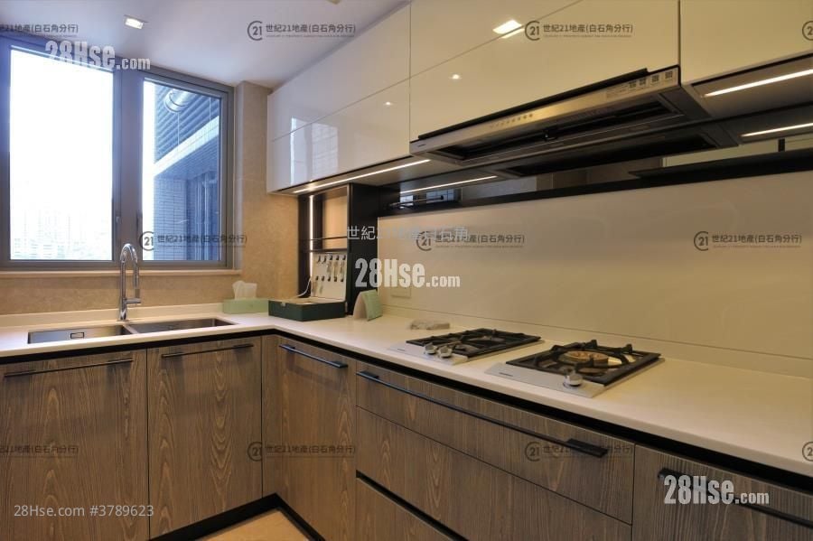 St Martin Sell 3 Bedrooms , 2 Bathrooms 851 ft²