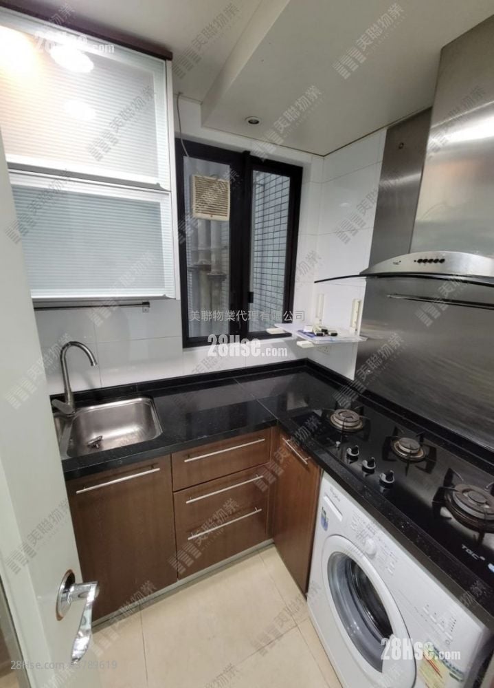 Chelsea Court Sell 3 Bedrooms 555 ft²