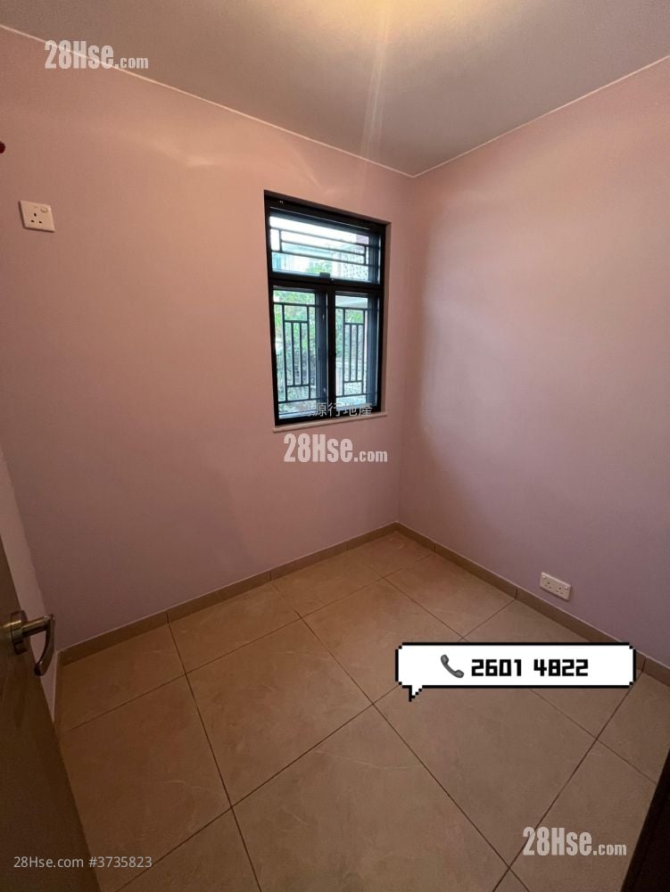 村屋 租盘 3 房 , 1 浴室 700 平方尺