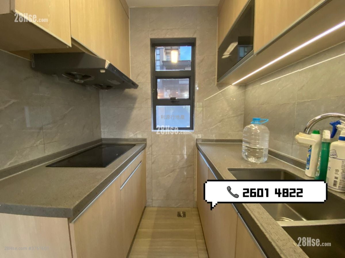 村屋 租盤 3 房 , 1 浴室 700 平方呎