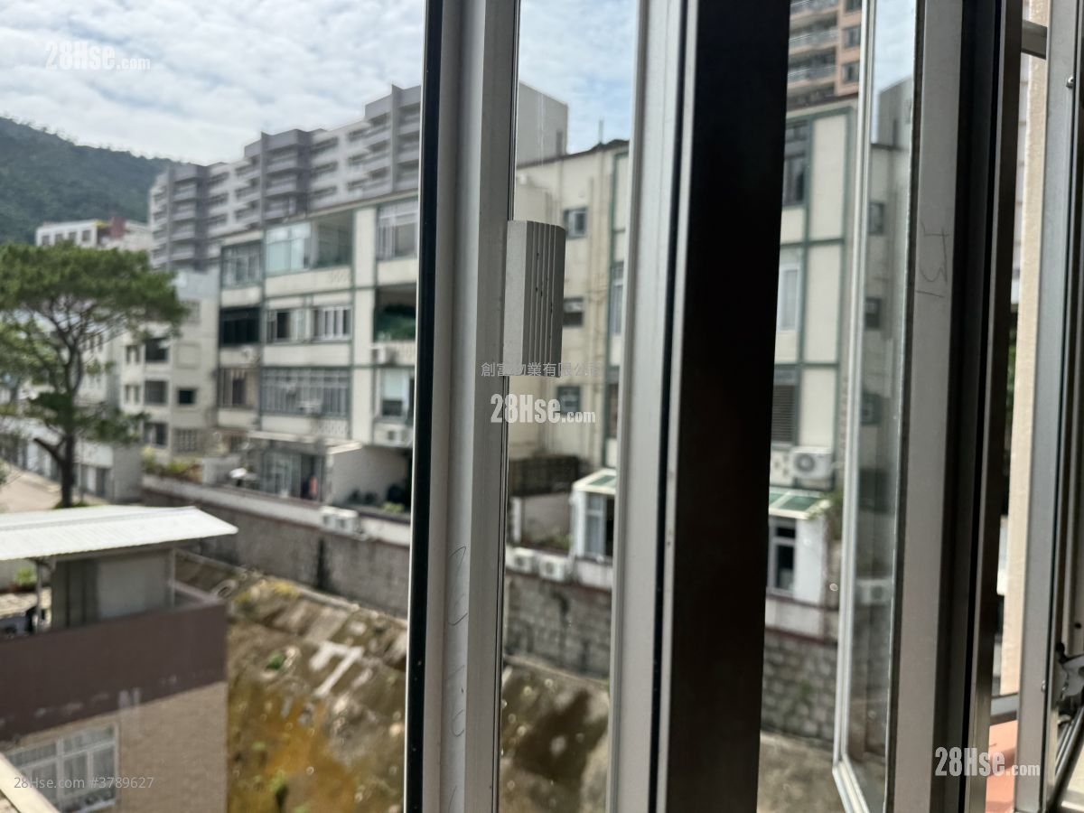 松苑 租盘 1,122 平方尺