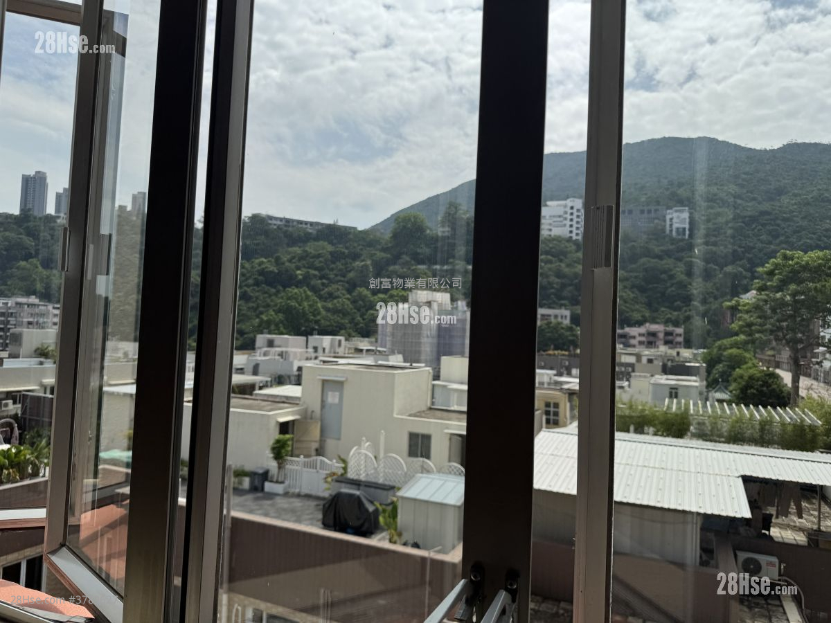 松苑 租盘 1,122 平方尺