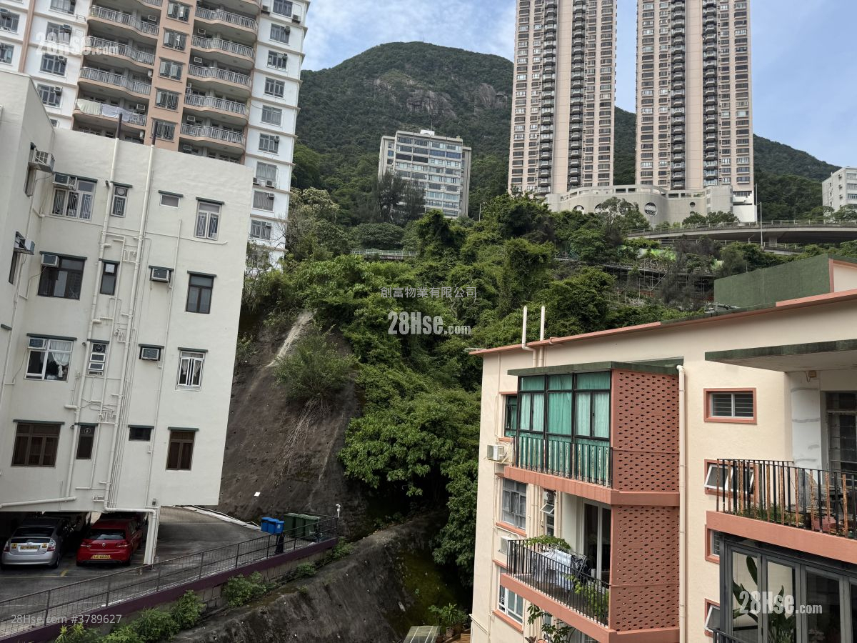 松苑 租盘 1,122 平方尺