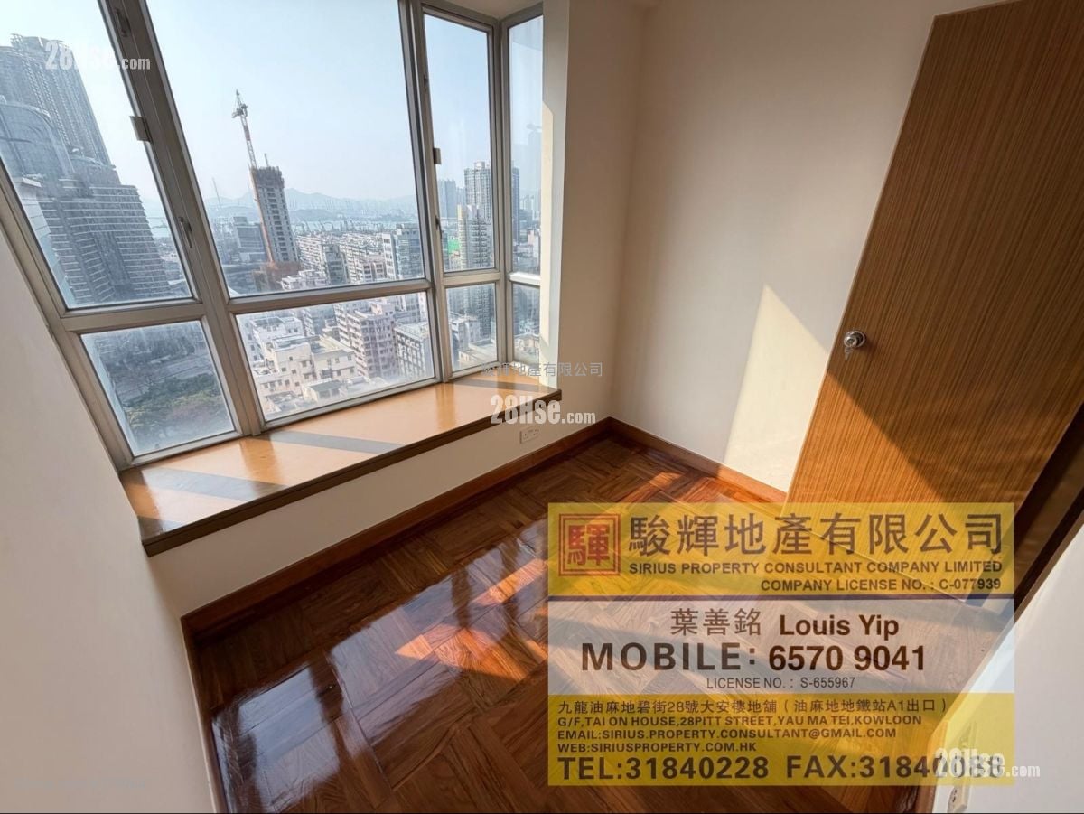 Liberty Mansion Rental 2 Bedrooms , 1 Bathroom 424 ft²