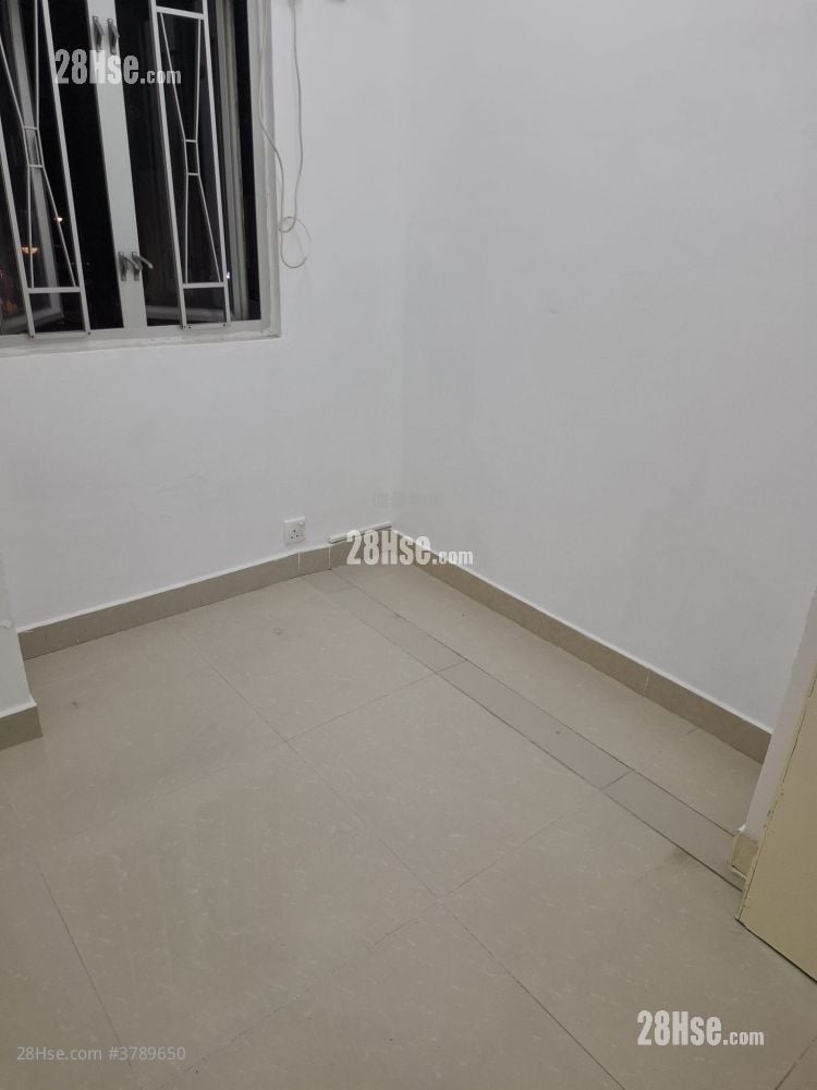 三和楼 租盘 3 房 , 1 浴室 334 平方尺