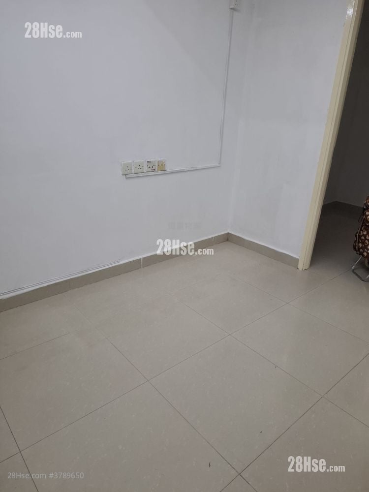 三和楼 租盘 3 房 , 1 浴室 334 平方尺