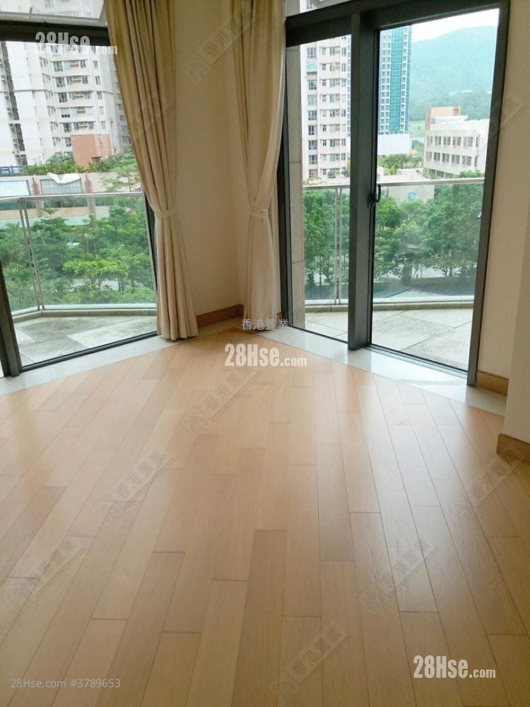 天晋 售盘 3 房 , 3 浴室 964 平方尺