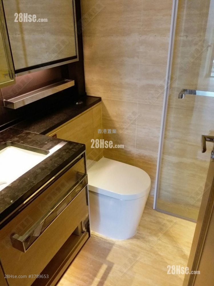 天晋 售盘 3 房 , 3 浴室 964 平方尺