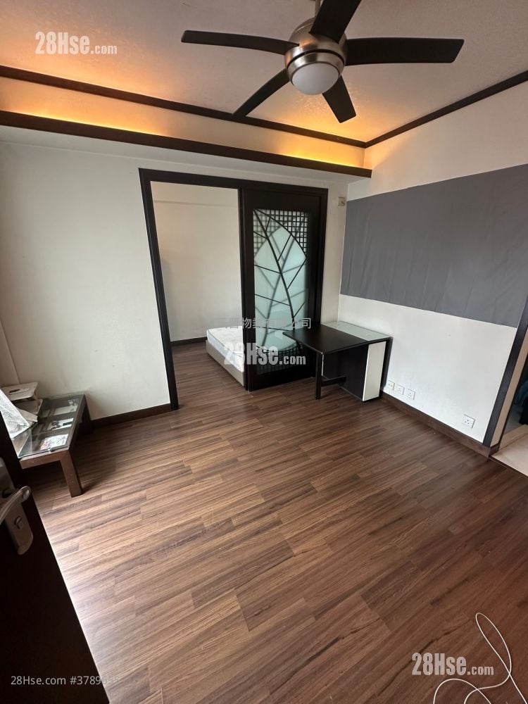 Kar King Mansion Sell 2 Bedrooms , 1 Bathroom 336 ft²