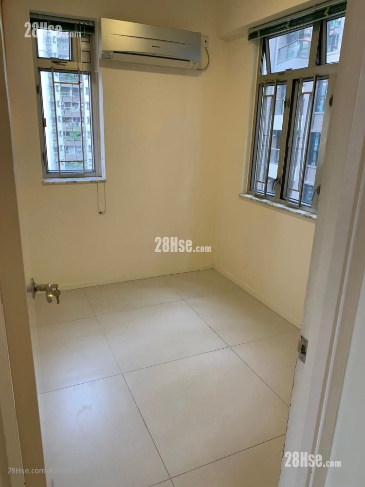 安峰大厦 售盘 3 房 , 2 浴室 545 平方尺