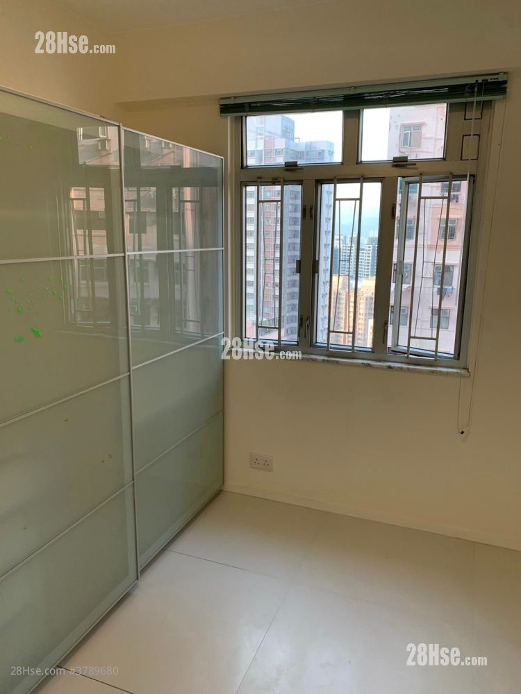 安峰大厦 售盘 3 房 , 2 浴室 545 平方尺