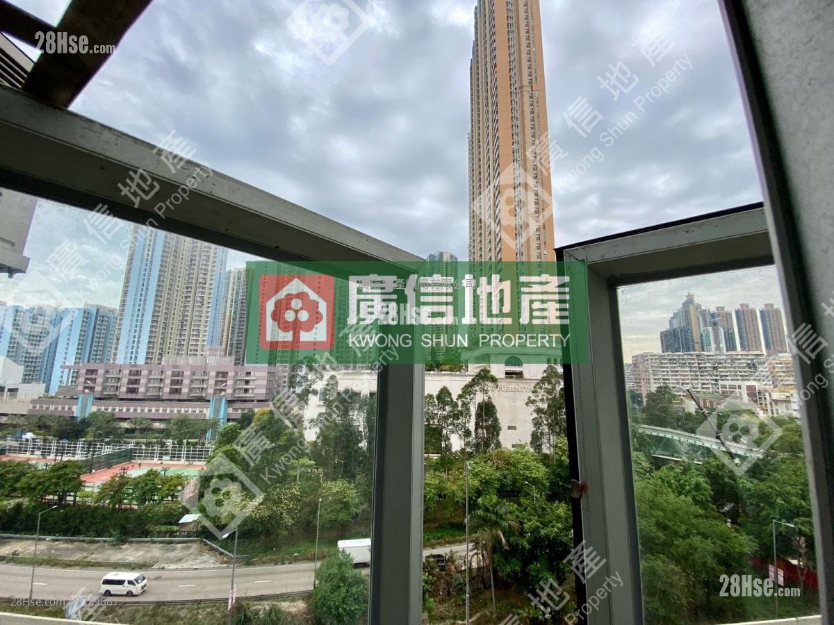 Shun King Building Sell 2 Bedrooms , 1 Bathroom 346 ft²