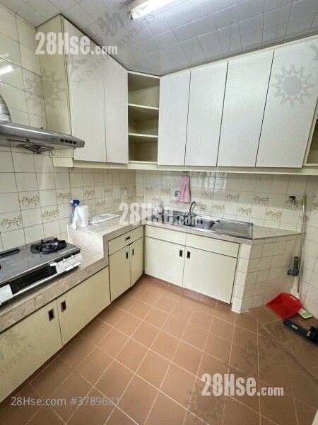 黄埔花园 租盘 3 房 775 平方尺