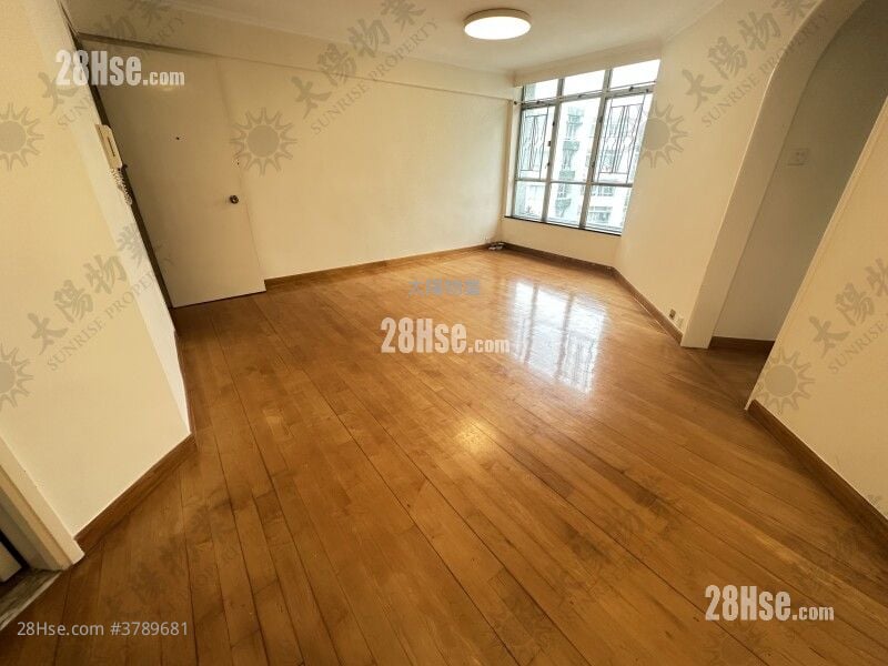 黄埔花园 租盘 3 房 775 平方尺