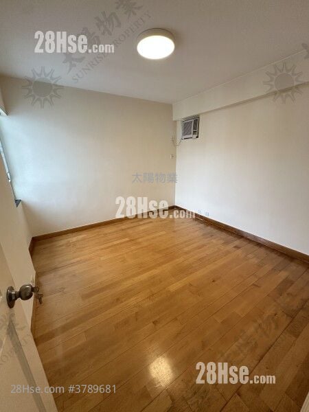 黄埔花园 租盘 3 房 775 平方尺