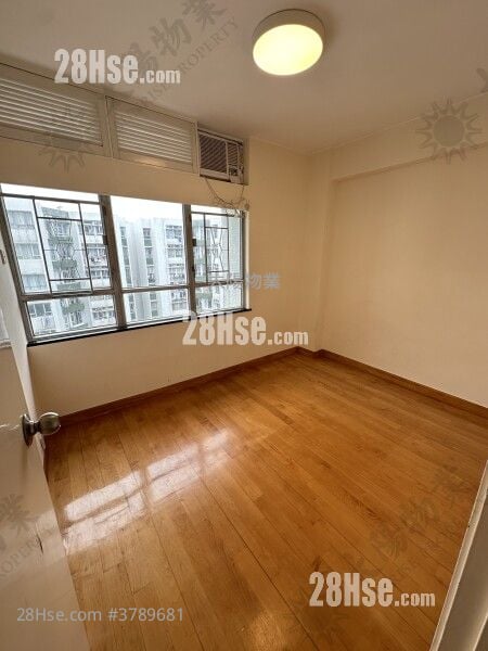 黄埔花园 租盘 3 房 775 平方尺