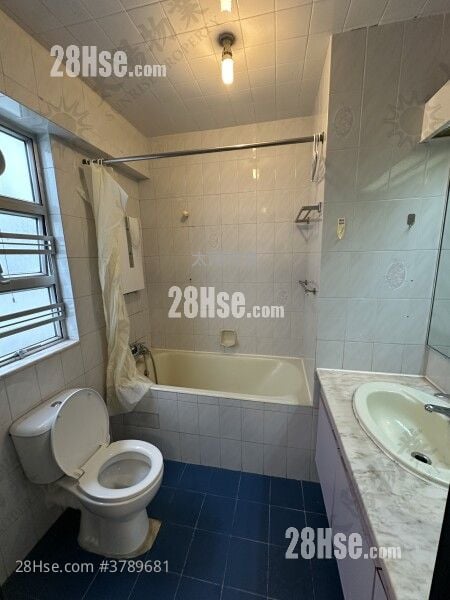 黄埔花园 租盘 3 房 775 平方尺